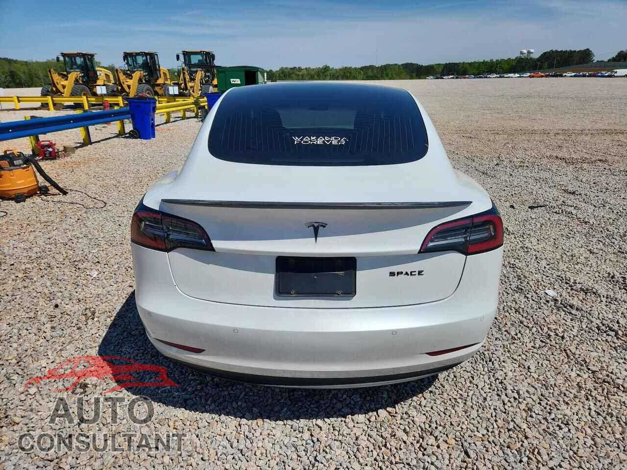 TESLA MODEL 3 2019 - 5YJ3E1EA5KF412201