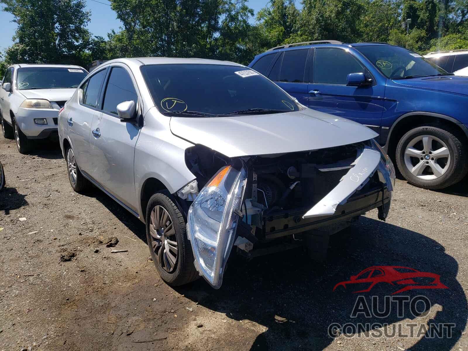 NISSAN VERSA 2017 - 3N1CN7AP3HK417753