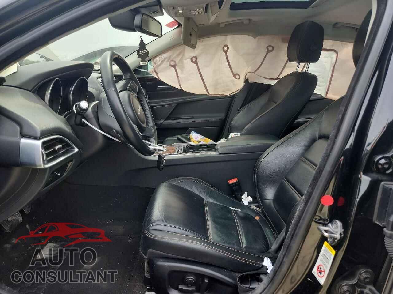 JAGUAR XE 2017 - SAJAE4BV7HA962955