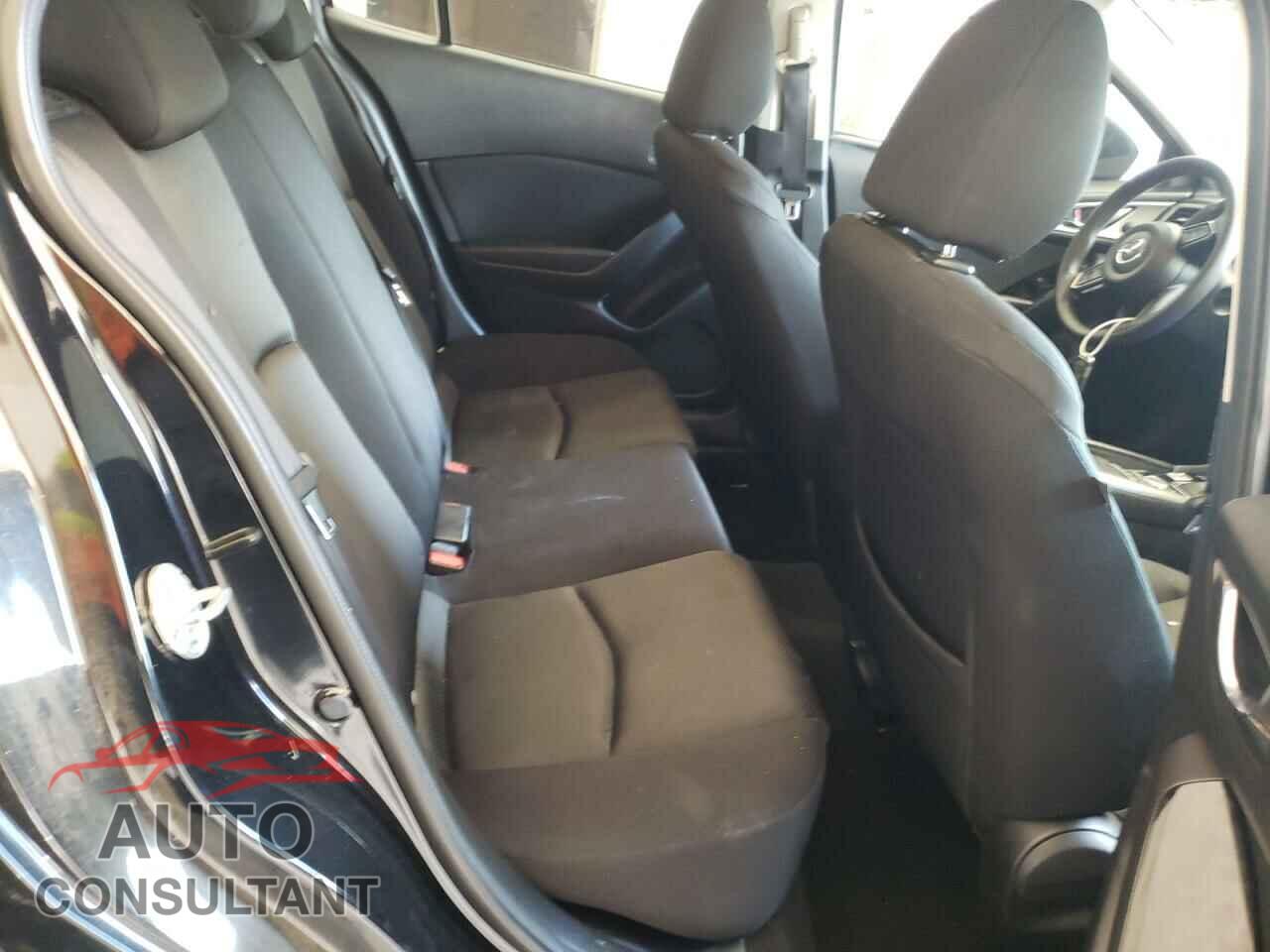 MAZDA 3 2017 - 3MZBN1K70HM150416