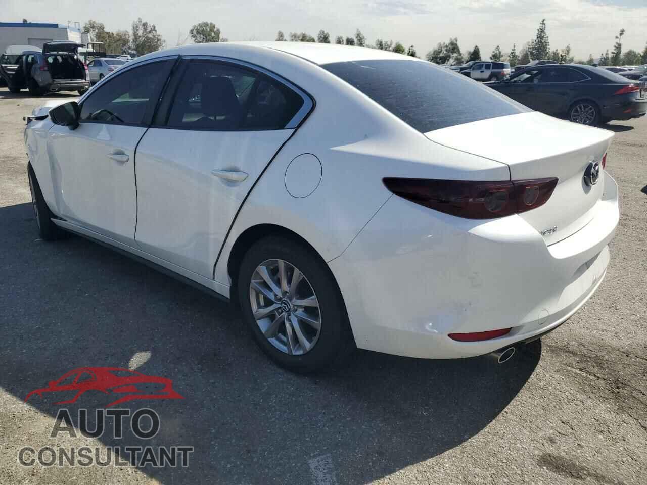 MAZDA 3 2019 - 3MZBPABL4KM112377