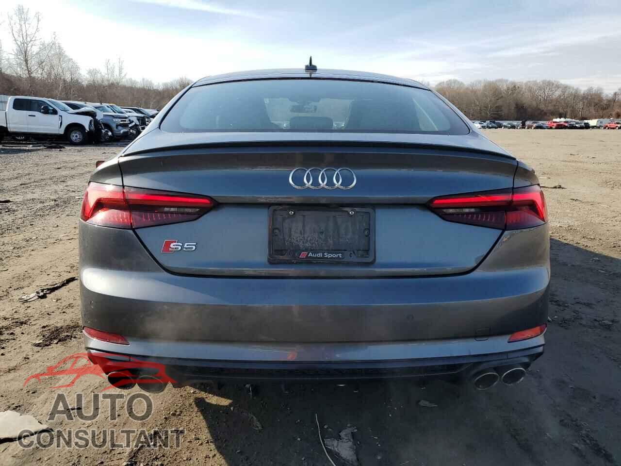 AUDI S5/RS5 2019 - WAUC4CF55KA053809