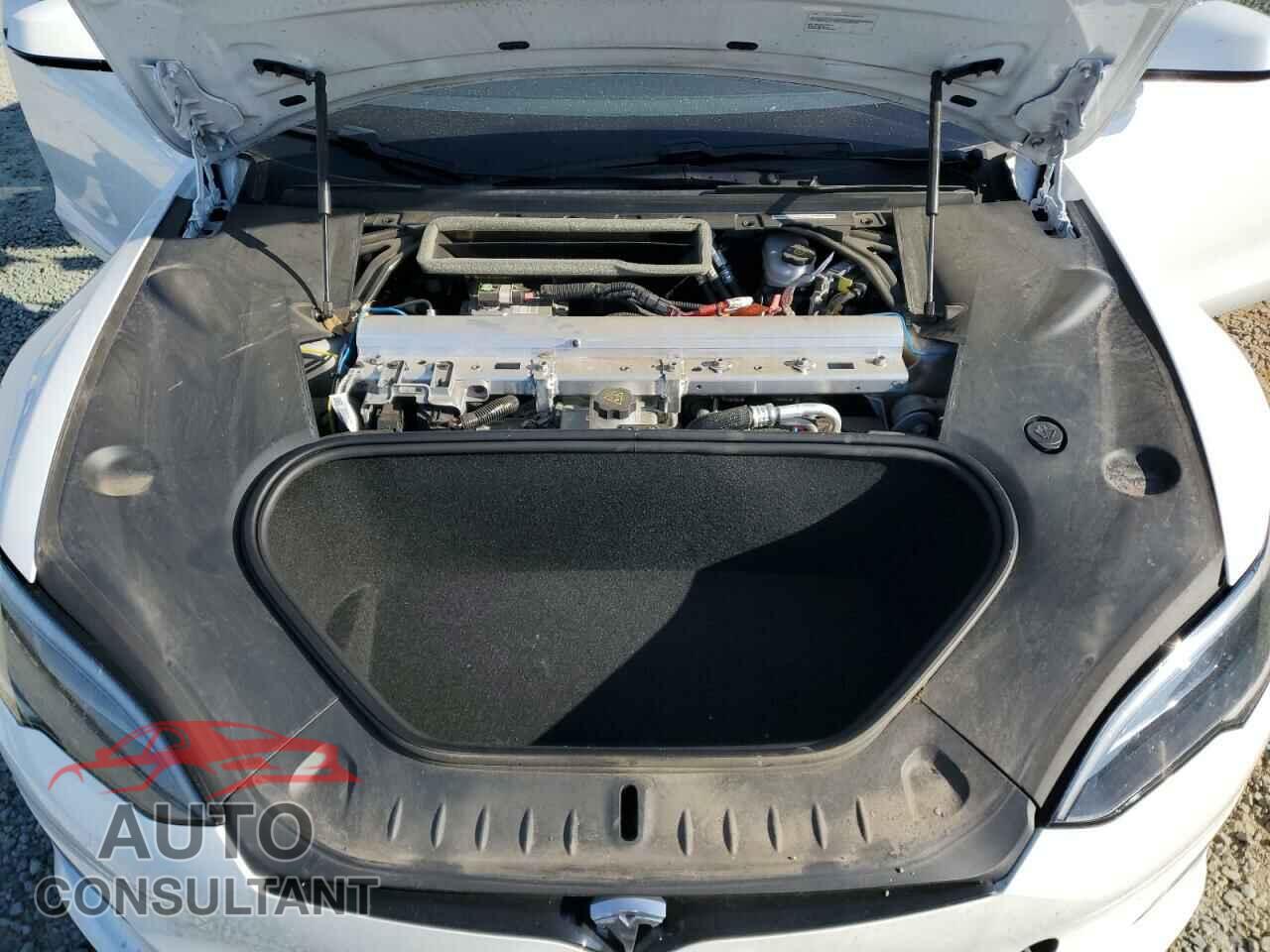 TESLA MODEL S 2022 - 5YJSA1E54NF476406