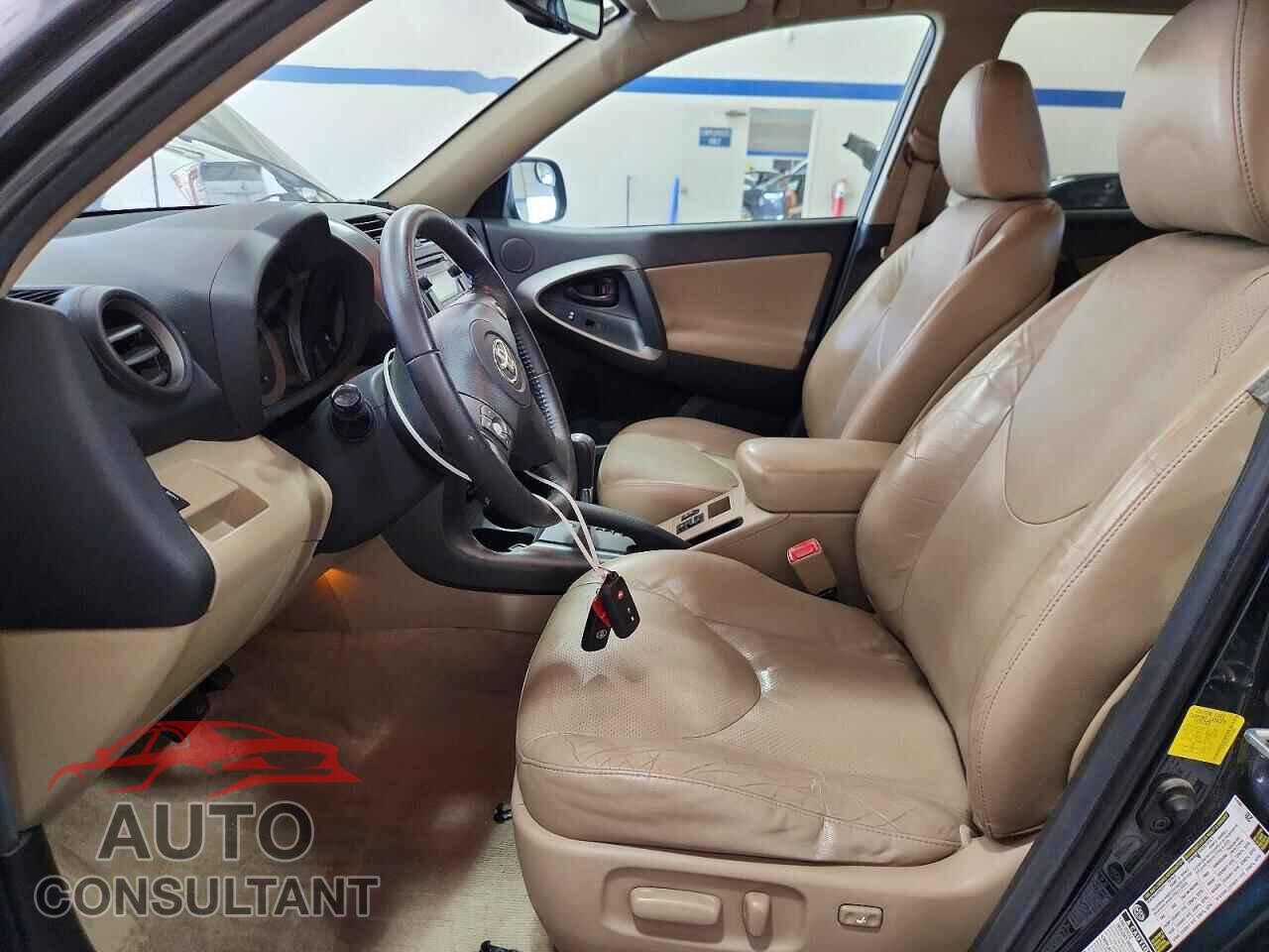TOYOTA RAV4 2012 - 2T3DF4DV9CW208861