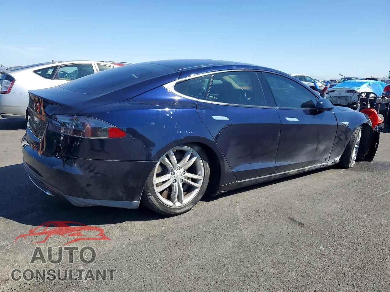 TESLA MODEL S 2014 - 5YJSA1H17EFP40274