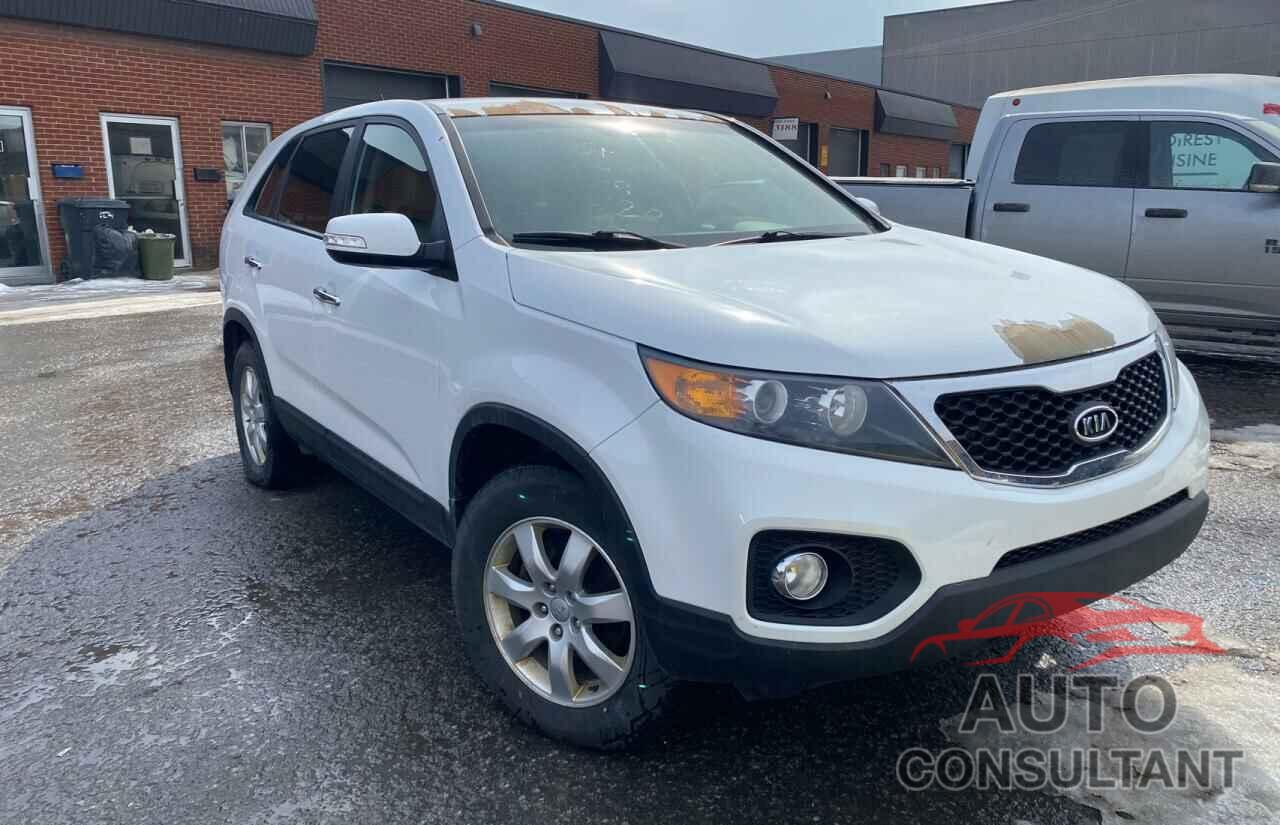KIA SORENTO 2012 - 5XYKT3A13CG306729