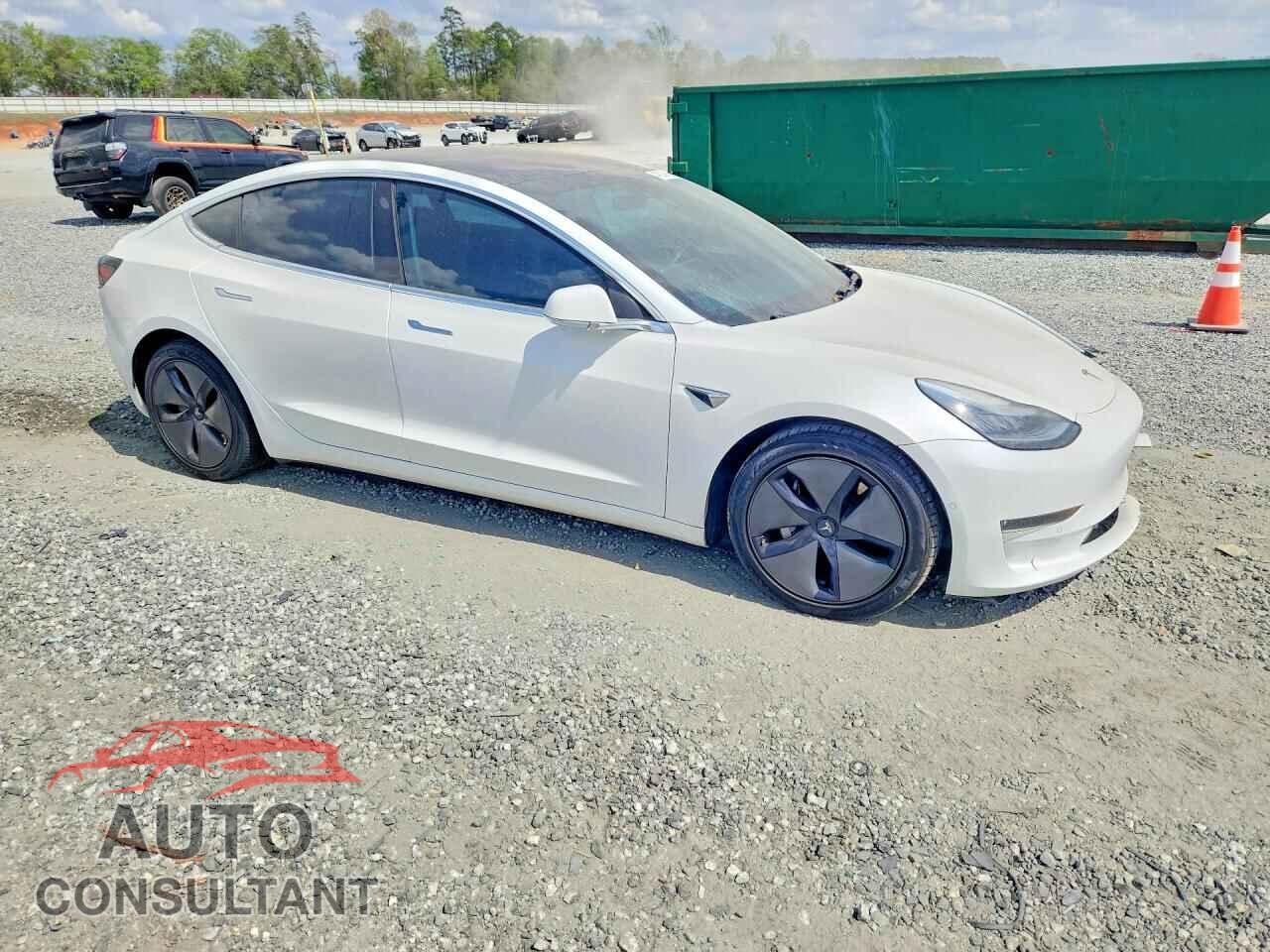 TESLA MODEL 3 2018 - 5YJ3E1EBXJF145581