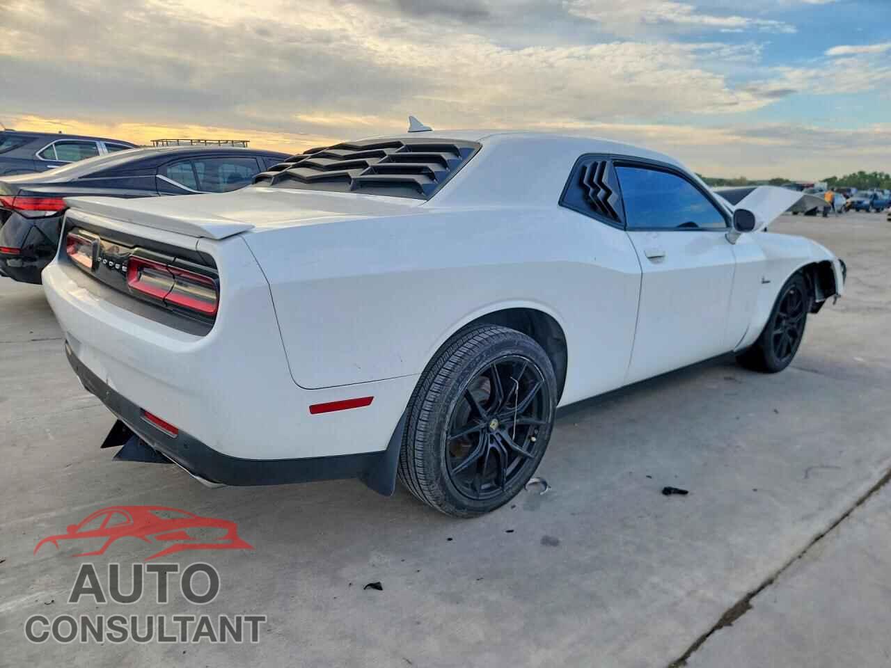 DODGE CHALLENGER 2015 - 2C3CDZAT0FH703606