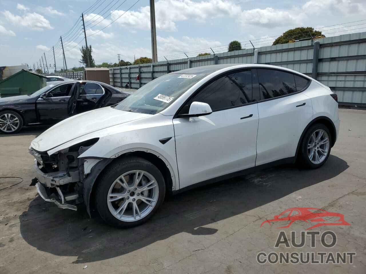 TESLA MODEL Y 2022 - 7SAYGAEE3NF314178
