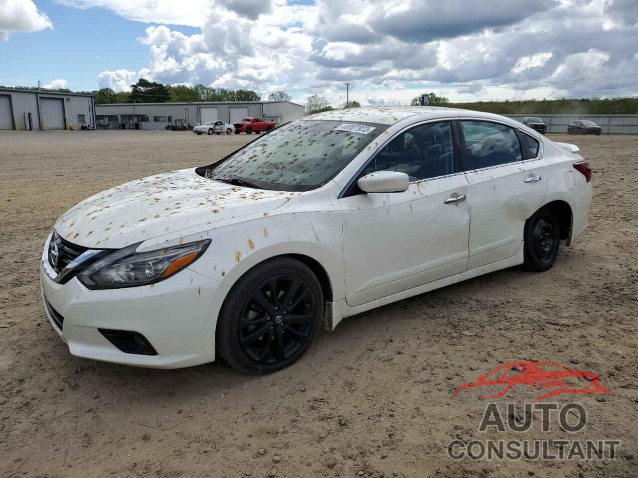 NISSAN ALTIMA 2017 - 1N4AL3AP8HN350781