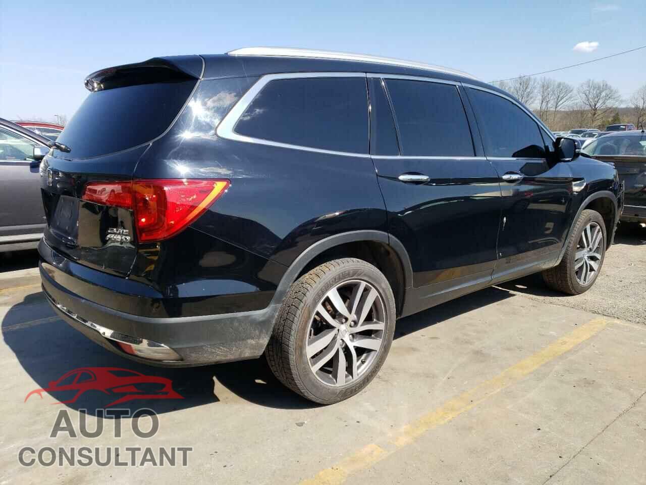 HONDA PILOT 2016 - 5FNYF6H00GB034525