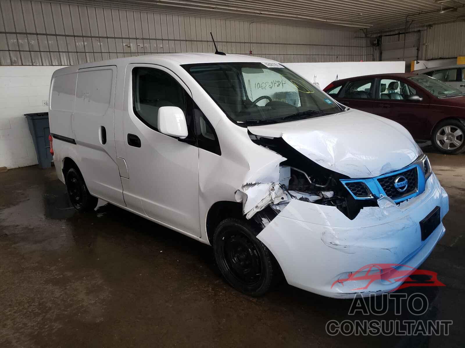 NISSAN NV 2017 - 3N6CM0KN1HK700122