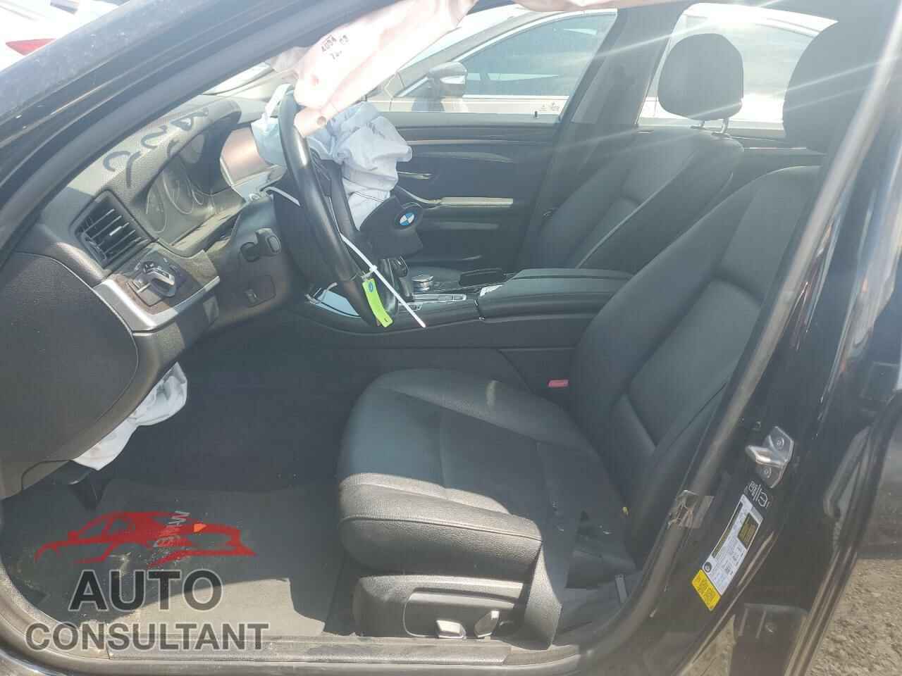 BMW 5 SERIES 2015 - WBA5A5C57FD517043