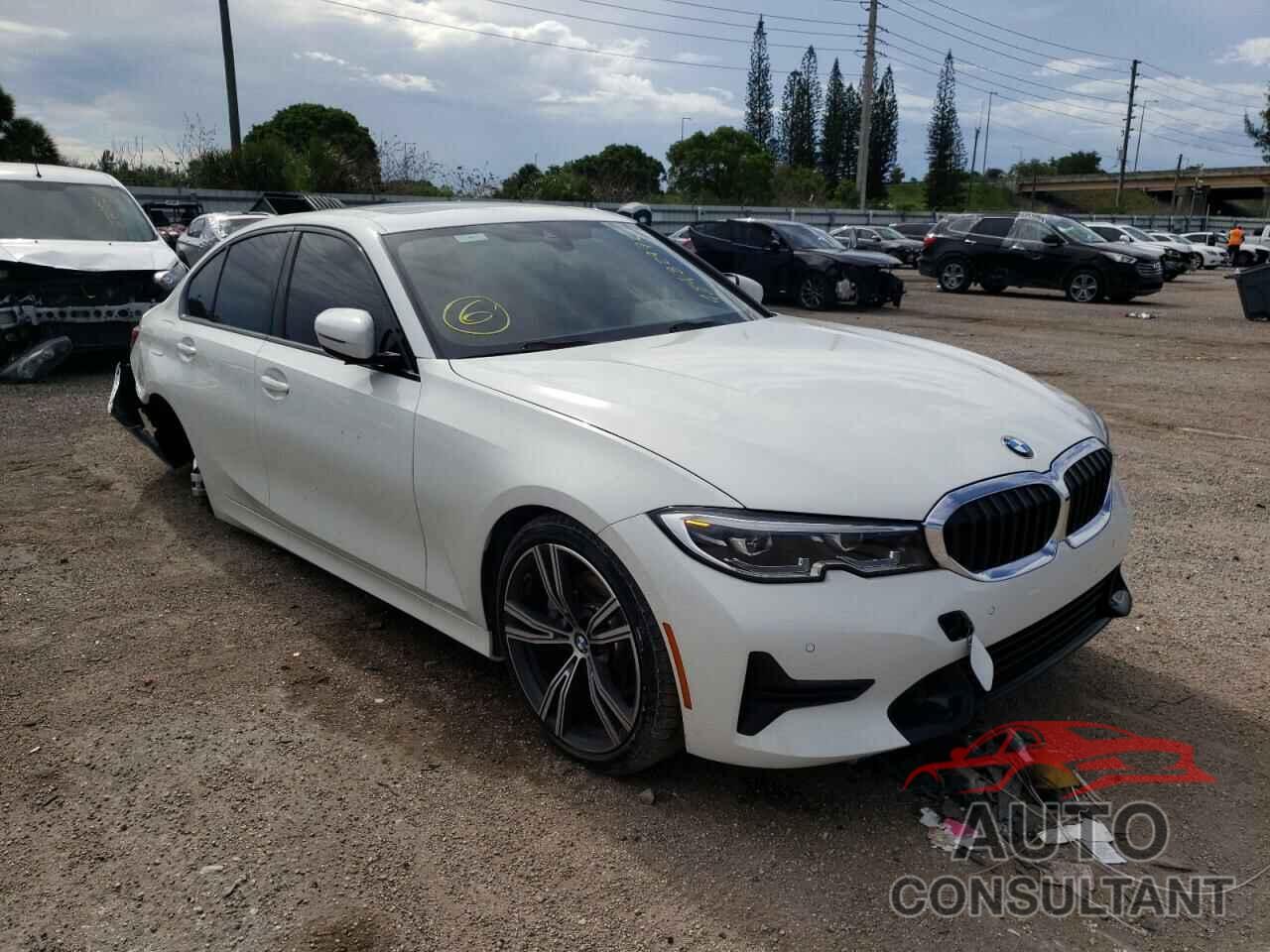 BMW 3 SERIES 2022 - 3MW5R1J02N8C25661