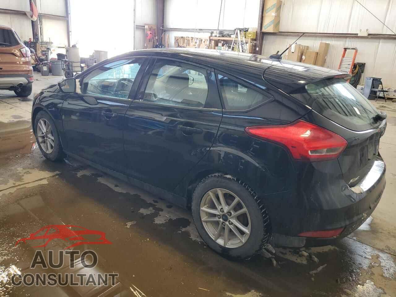 FORD FOCUS 2017 - 1FADP3K26HL265745