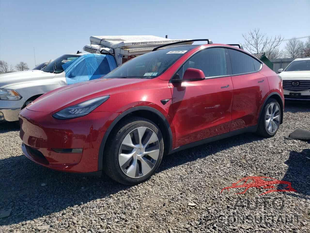 TESLA MODEL Y 2021 - 5YJYGDED5MF132972
