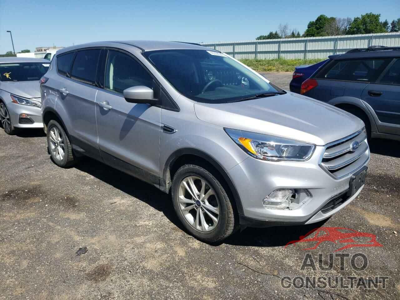 FORD ESCAPE 2017 - 1FMCU9G95HUA95665