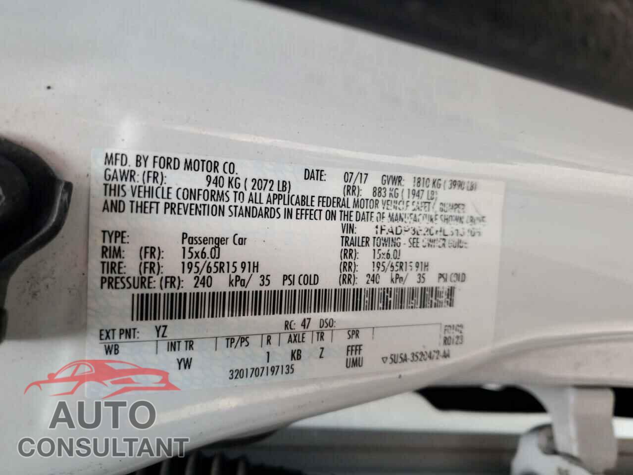 FORD FOCUS 2017 - 1FADP3E20HL313106