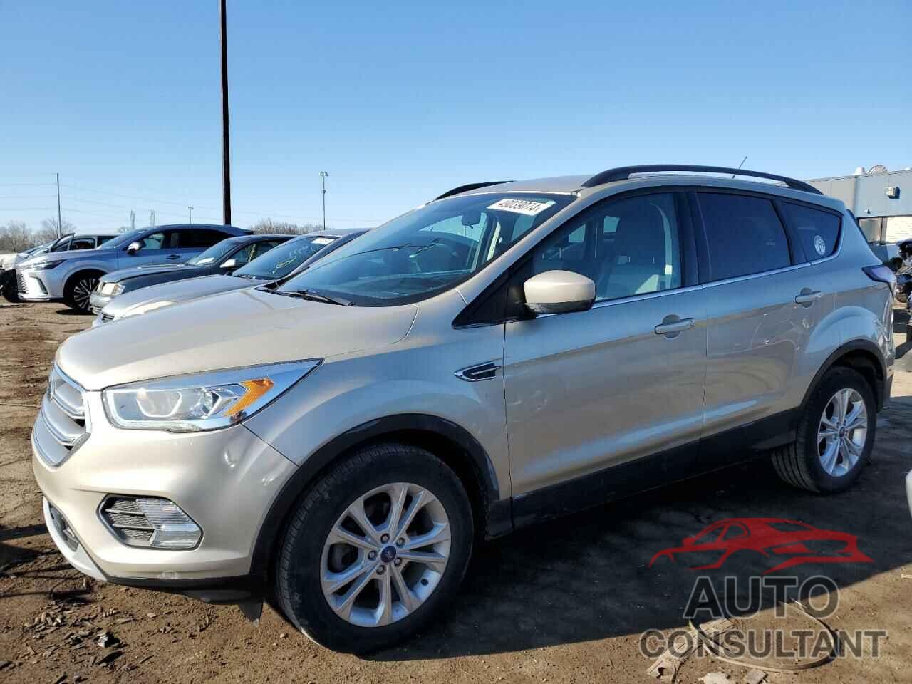 FORD ESCAPE 2017 - 1FMCU0GD5HUE13848