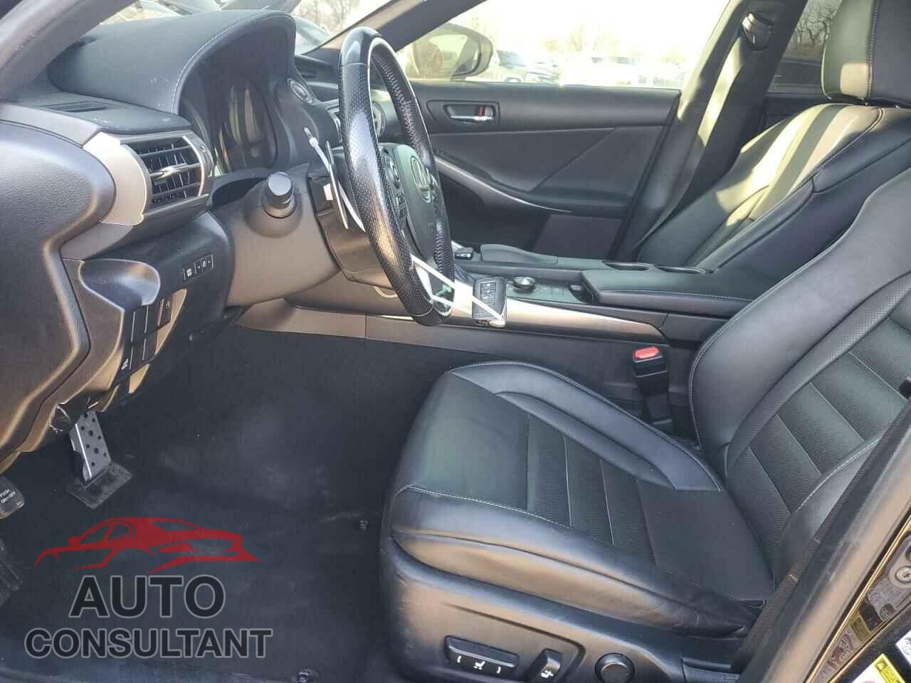 LEXUS IS 2016 - JTHCE1D23G5012011