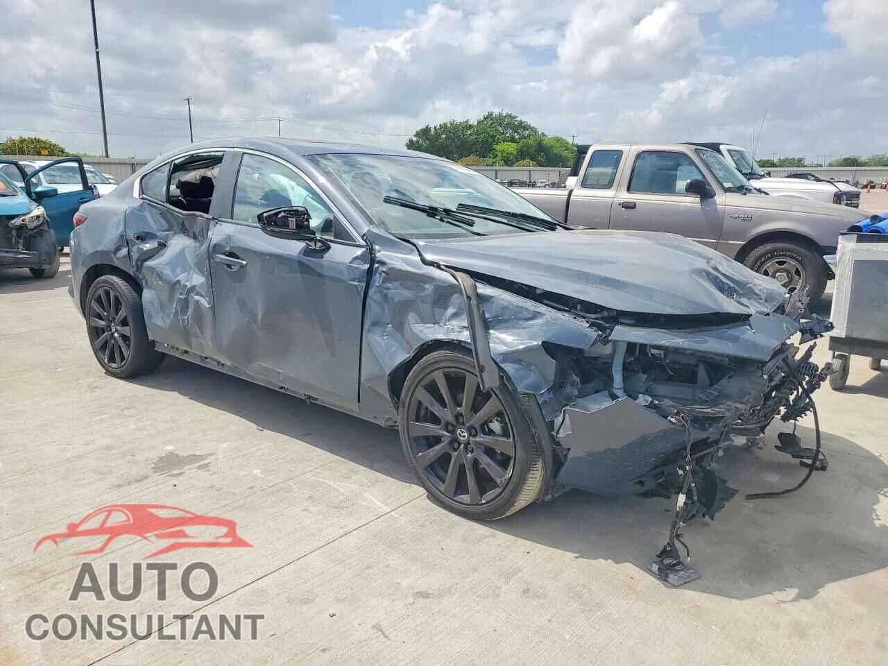 MAZDA 3 2023 - 3MZBPACM7PM381679