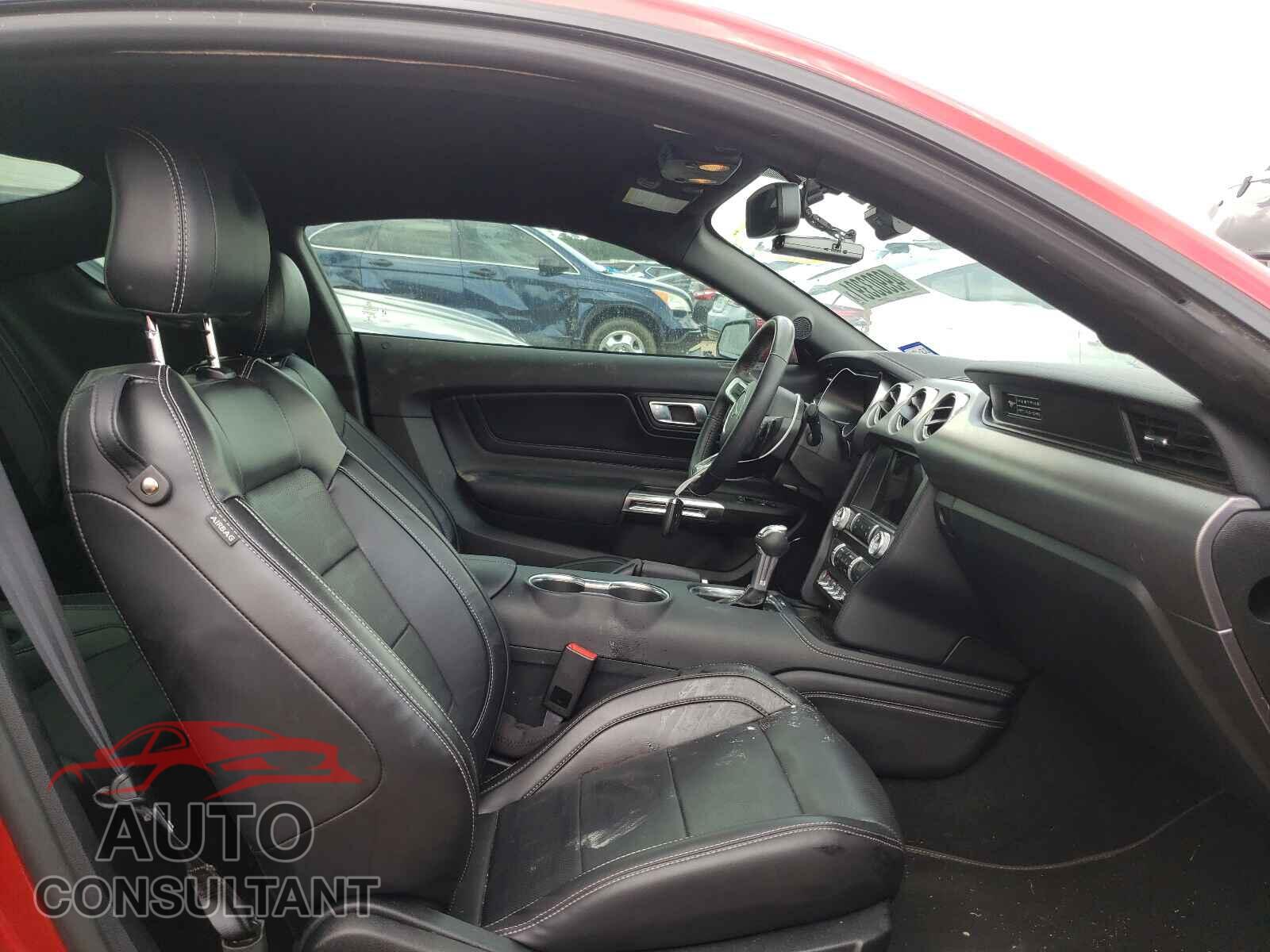 FORD MUSTANG 2020 - 1FA6P8CF6L5141835