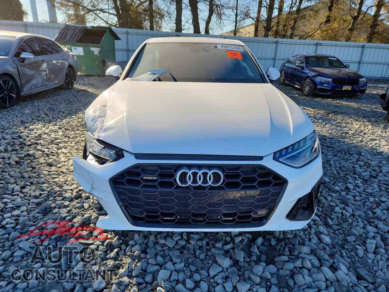 AUDI A4 2023 - WAUDAAF49PN008168