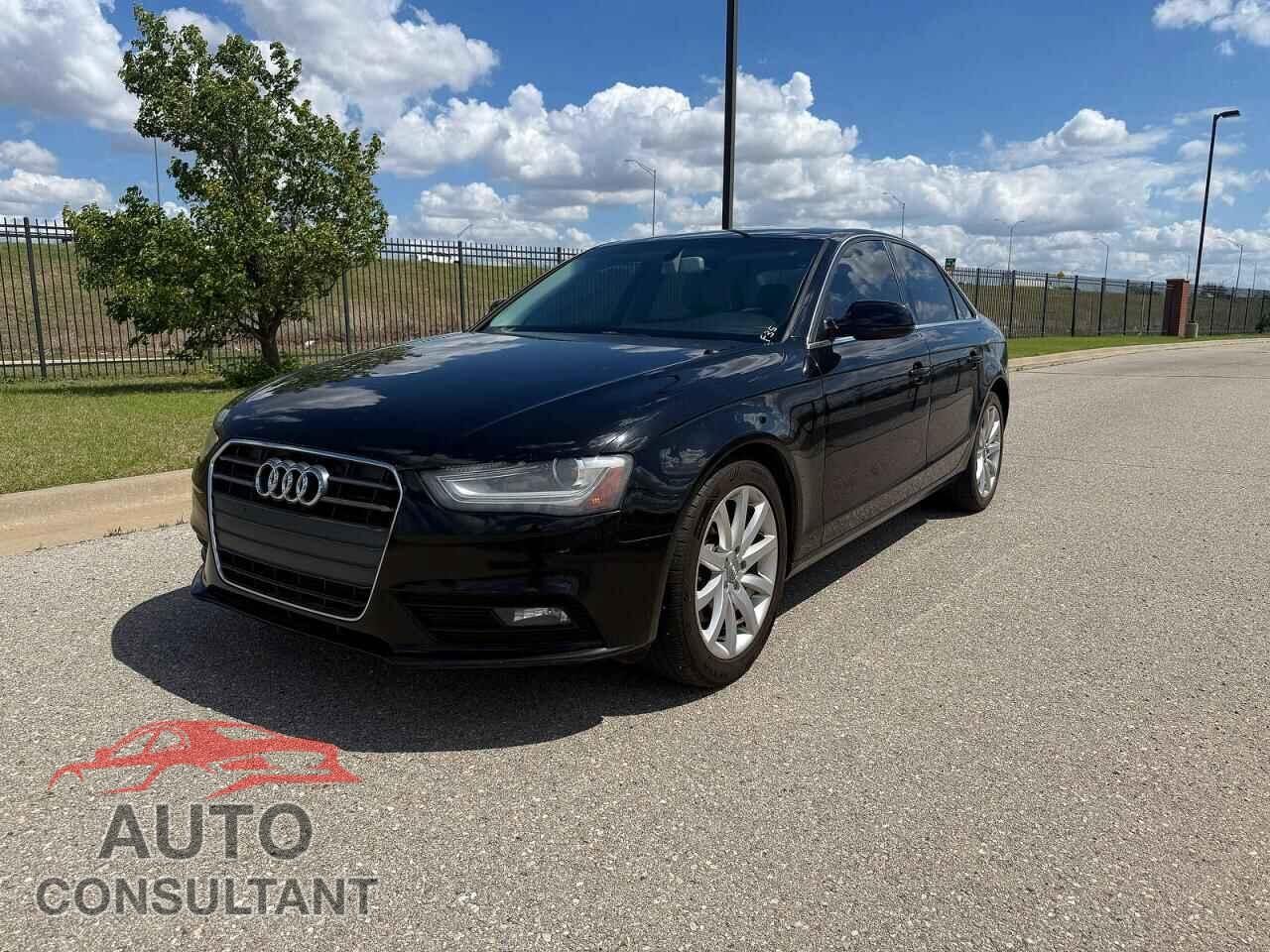 AUDI A4 2013 - WAUEFAFL5DA165308