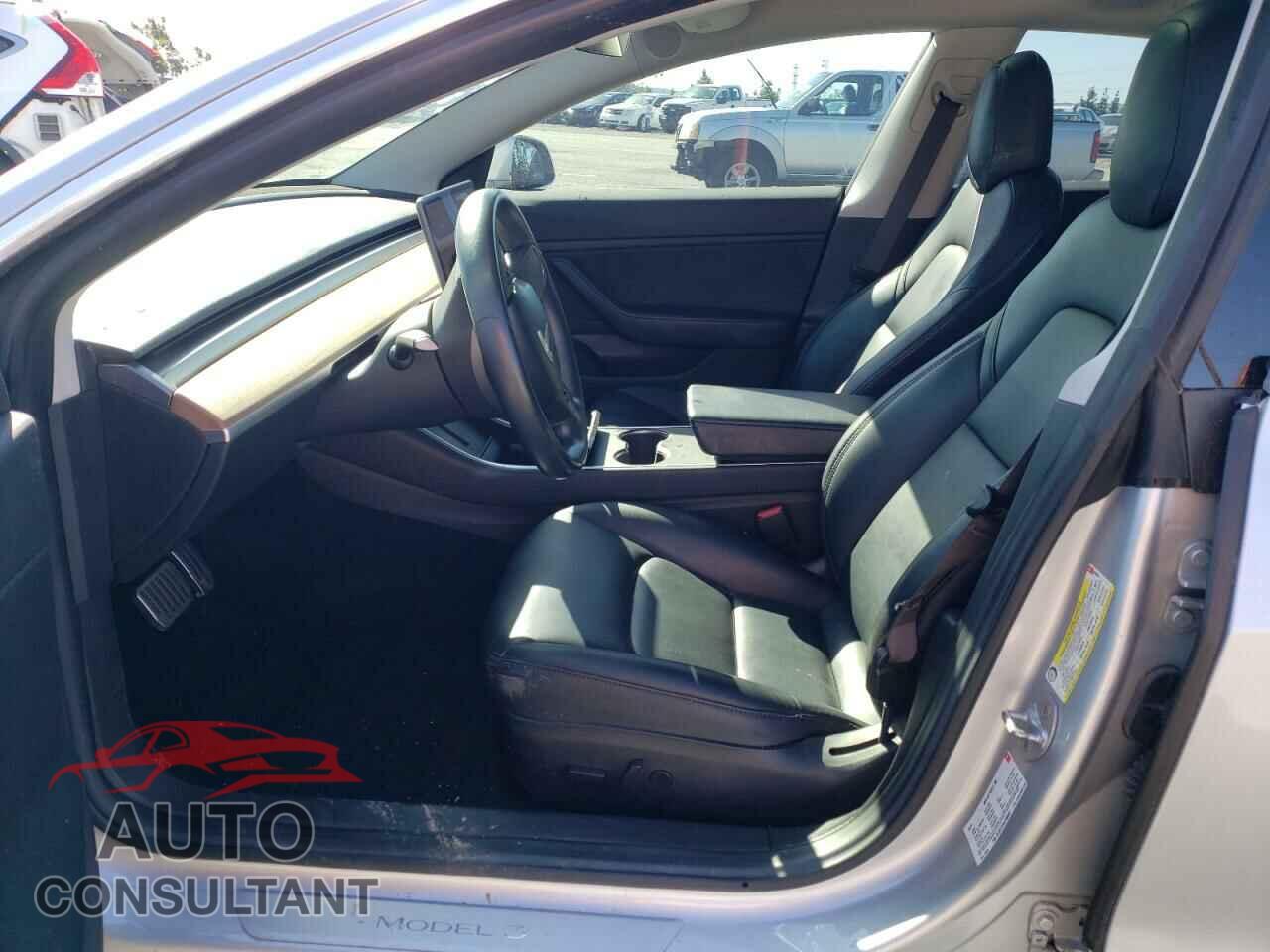 TESLA MODEL 3 2018 - 5YJ3E1EA4JF060887