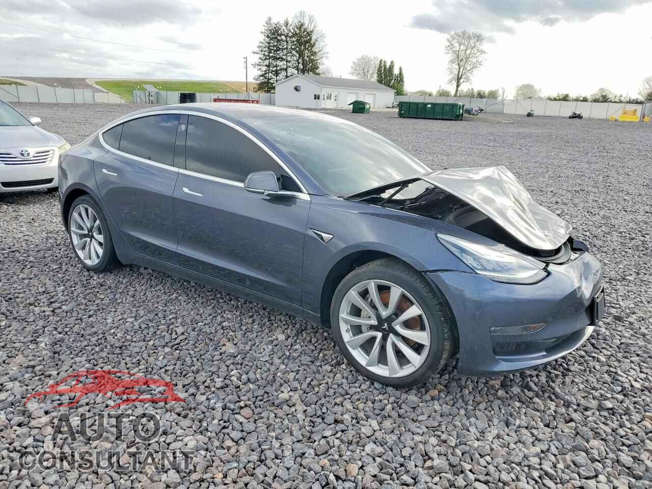 TESLA MODEL 3 2018 - 5YJ3E1EAXJF023925