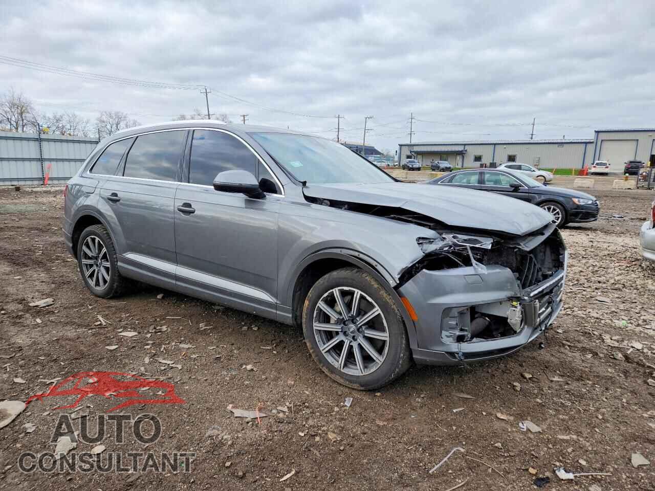 AUDI Q7 2017 - WA1LHAF76HD046897