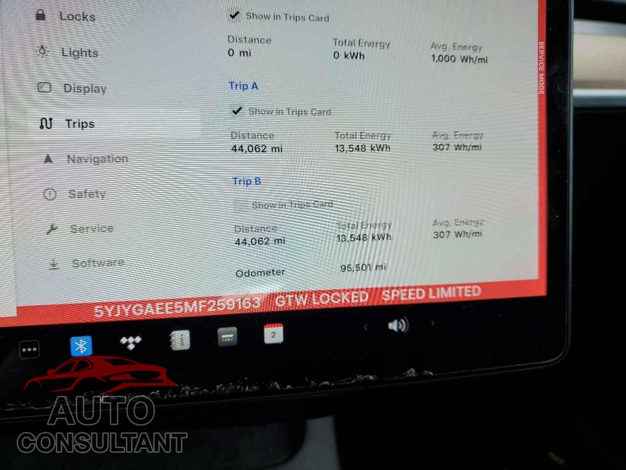TESLA MODEL Y 2021 - 5YJYGAEE5MF259163