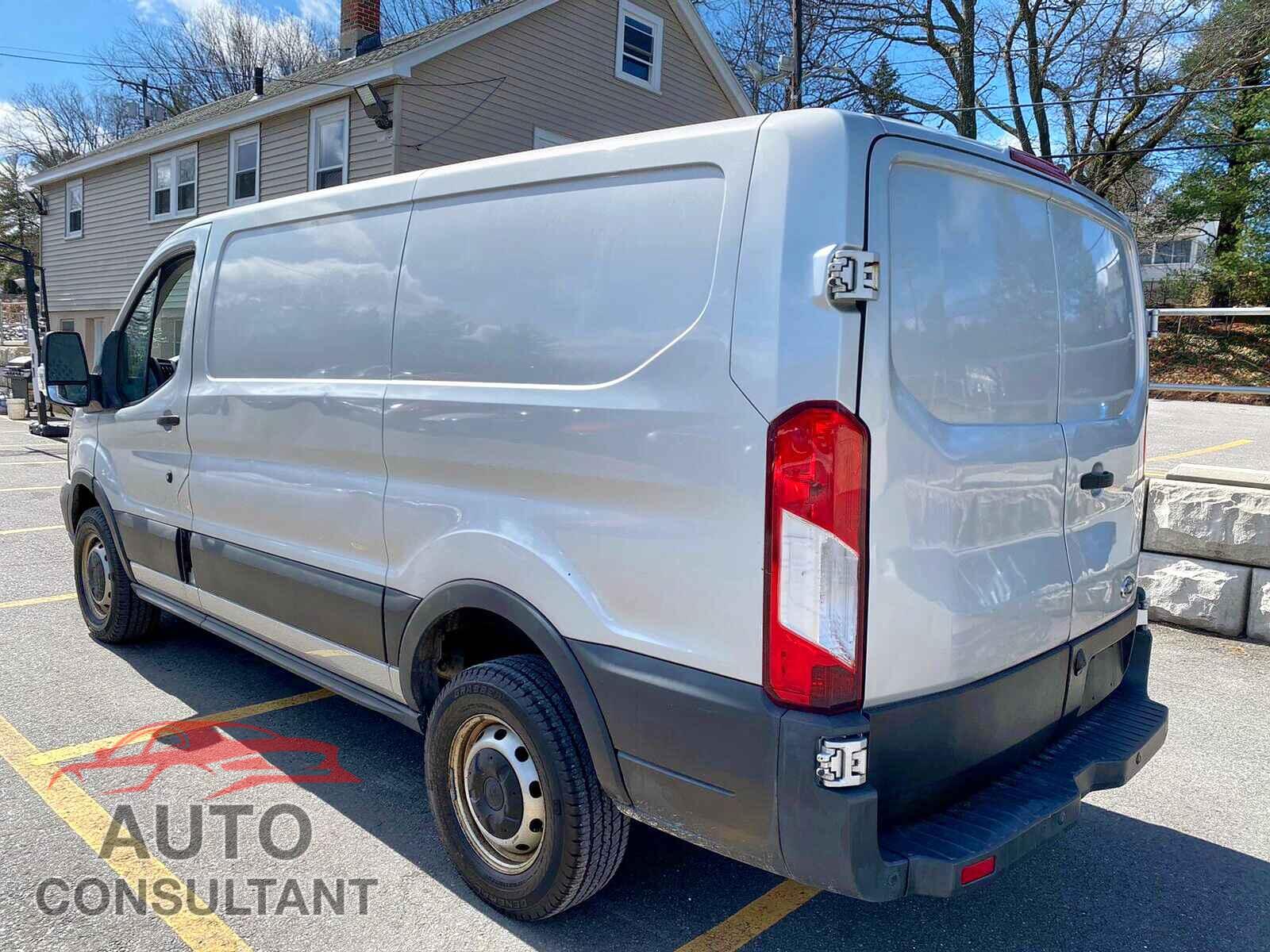 FORD TRANSIT CO 2016 - 1FTYR1ZM8GKB01337