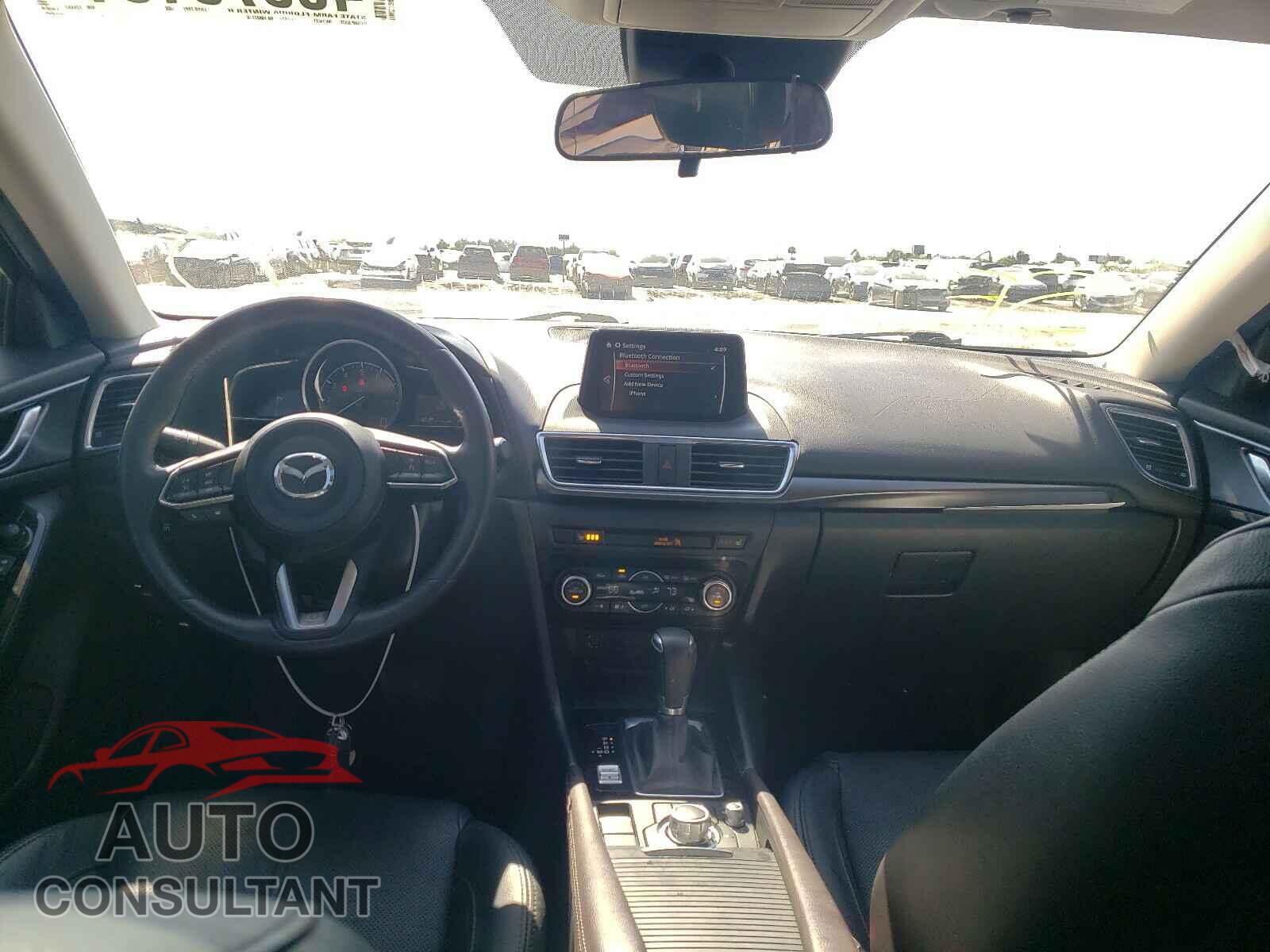 MAZDA 3 2017 - JM1BN1W35H1125597