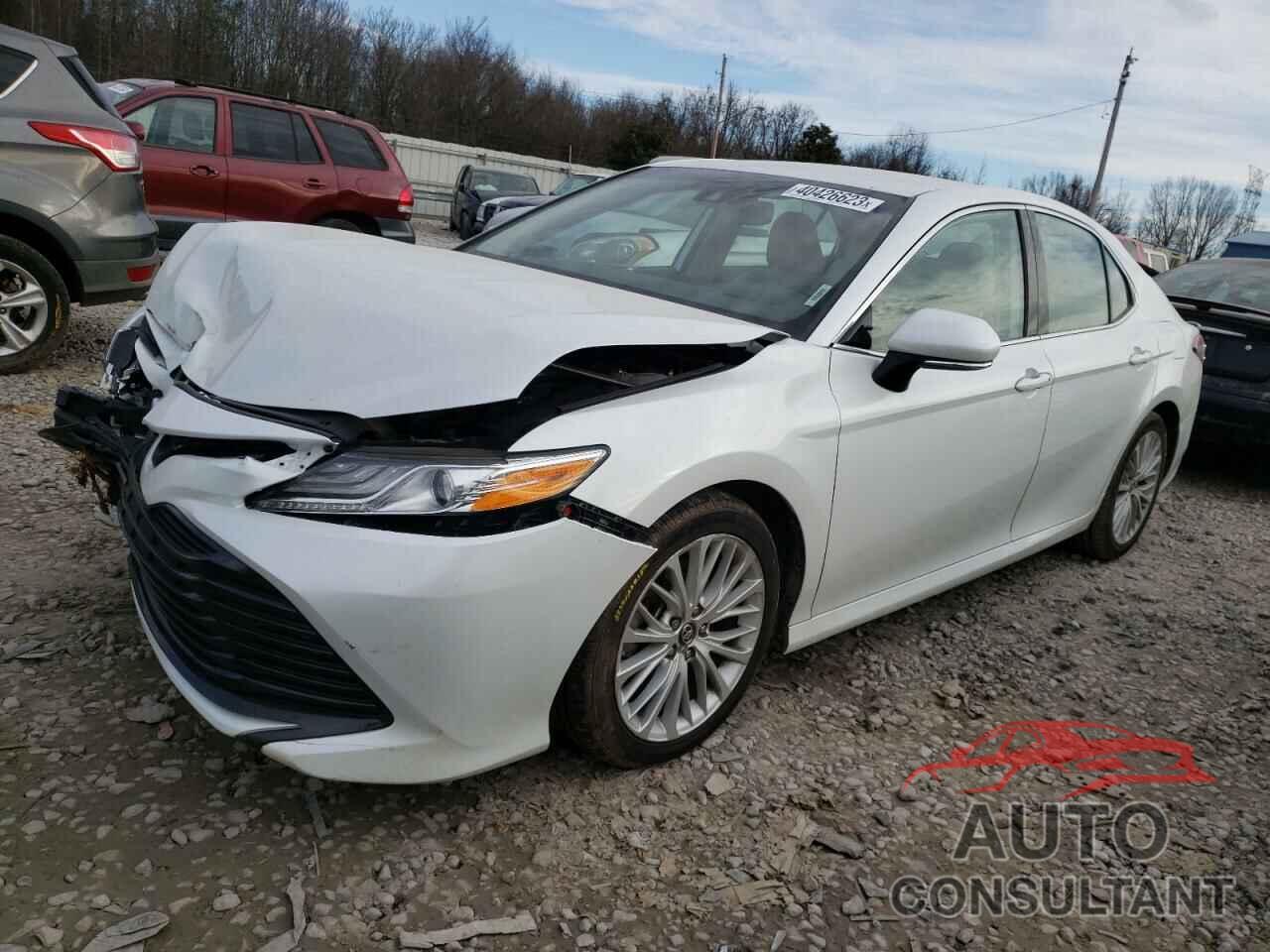 TOYOTA CAMRY 2019 - 4T1B11HK6KU808278