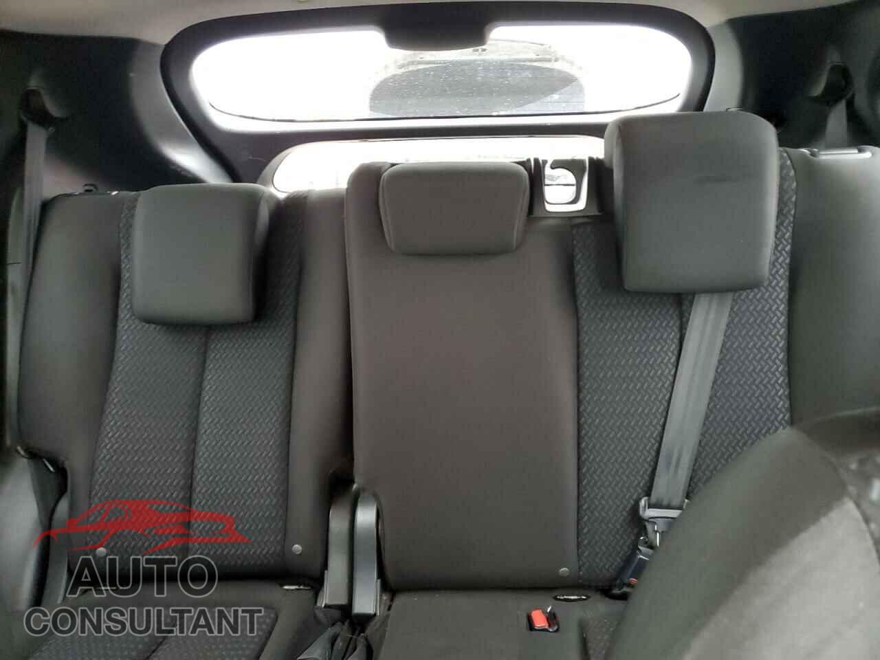 MITSUBISHI ECLIPSE 2018 - JA4AT4AA1JZ064324
