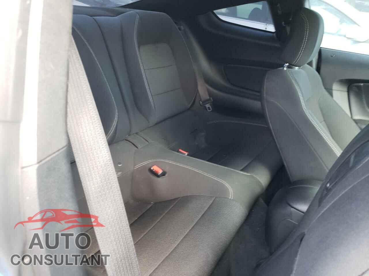 FORD MUSTANG 2017 - 1FA6P8AM2H5323122
