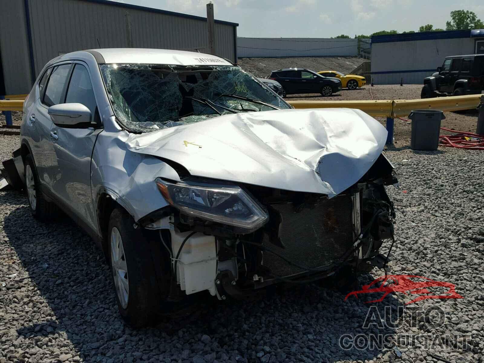 NISSAN ROGUE S 2015 - KNMAT2MT4FP590831