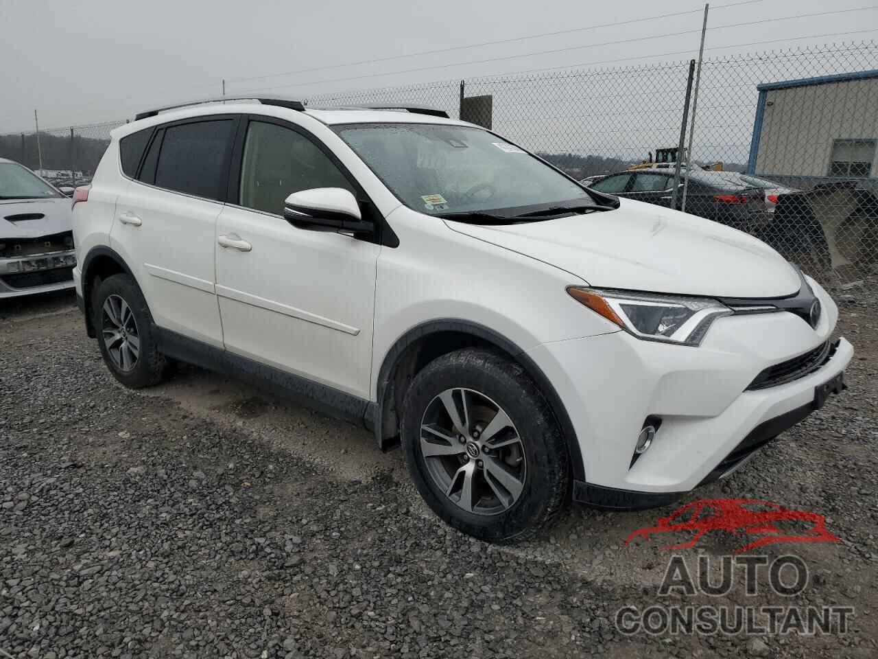 TOYOTA RAV4 2017 - JTMRFREV3HJ716539