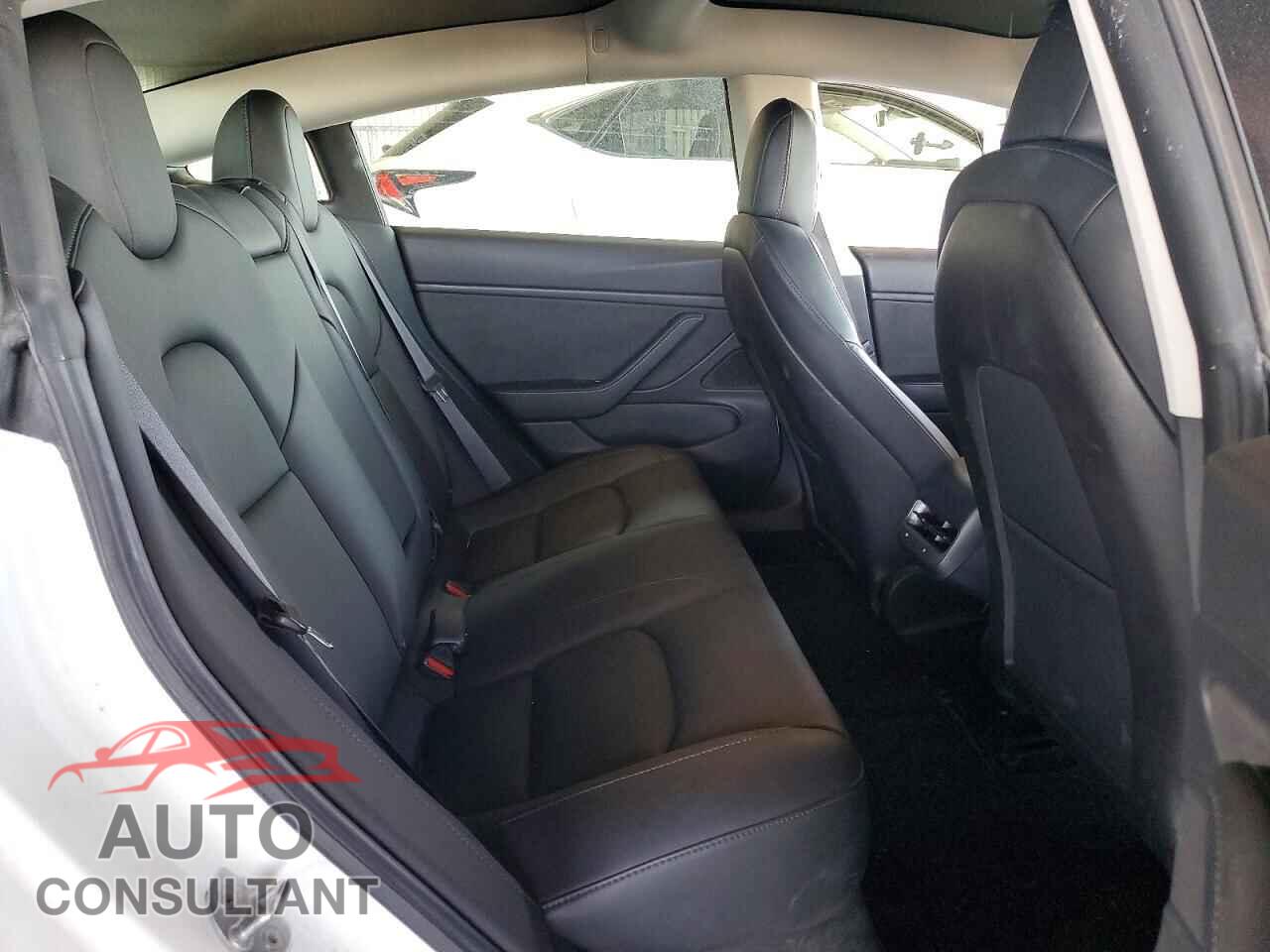 TESLA MODEL 3 2019 - 5YJ3E1EB6KF408330