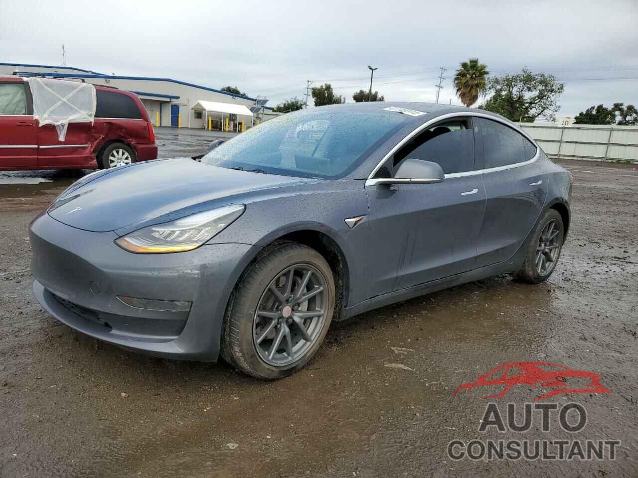 TESLA MODEL 3 2019 - 5YJ3E1EA5KF482832