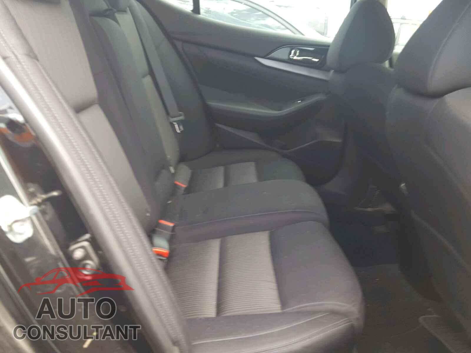 NISSAN MAXIMA 2016 - 1N4AA6AP1GC386541