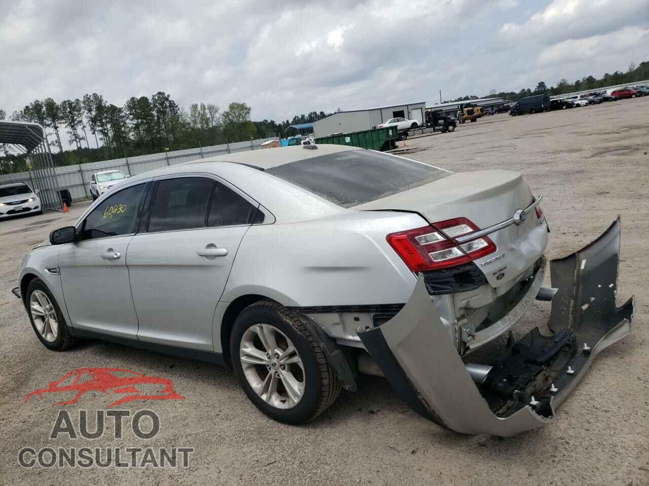 FORD TAURUS 2018 - 1FAHP2D81JG119314