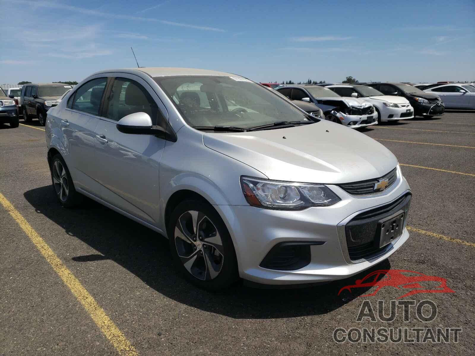 CHEVROLET SONIC 2018 - 1G1JF5SB9J4132448