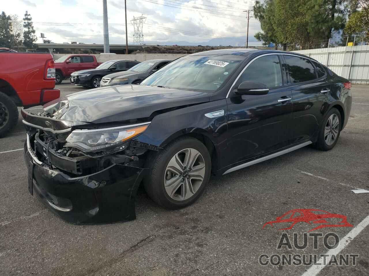 KIA OPTIMA 2018 - KNAGU4LE2J5020625