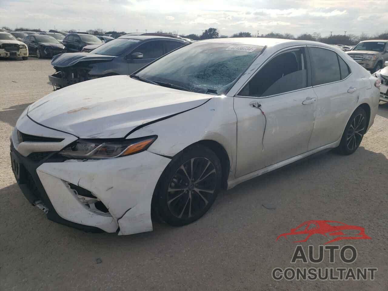 TOYOTA CAMRY 2020 - 4T1G11AK2LU918665