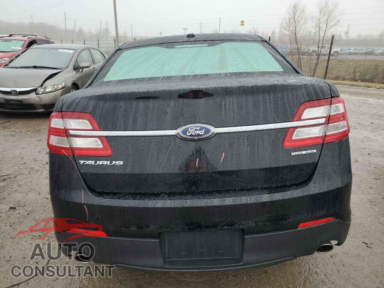 FORD TAURUS 2017 - 1FAHP2D87HG110921