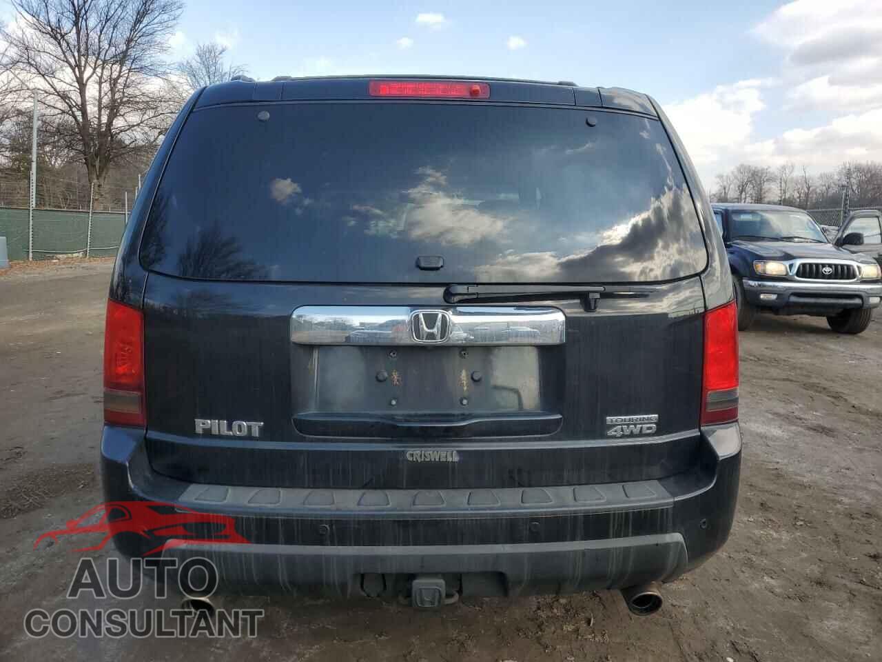 HONDA PILOT 2011 - 5FNYF4H90BB001925