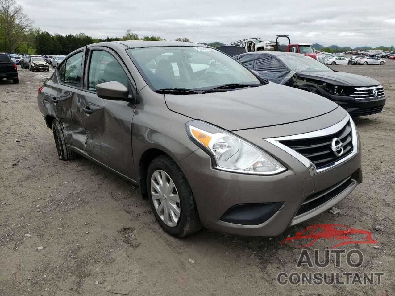 NISSAN VERSA 2017 - 3N1CN7AP1HL888357