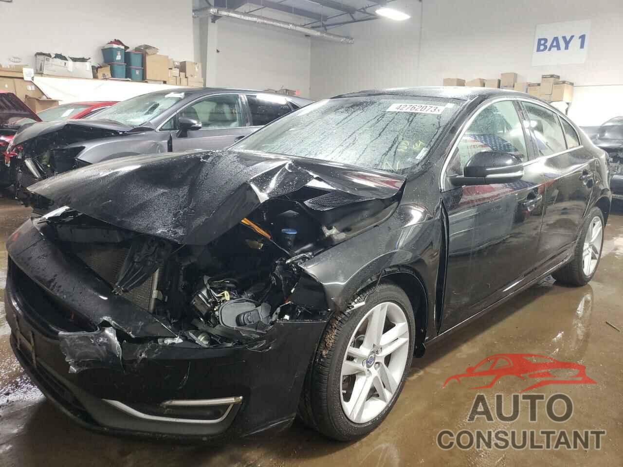 VOLVO S60 2015 - YV126MFM5F1345711